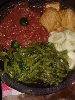 Foto resep Pelecing kangkung khas LOMBOK, peDas