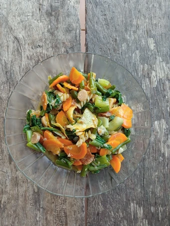 Langkah Gampang Membuat Resep Oseng sawi buncis wortel yang  Bikin Ketagihan Anti Ribet, Bikin Ngiler