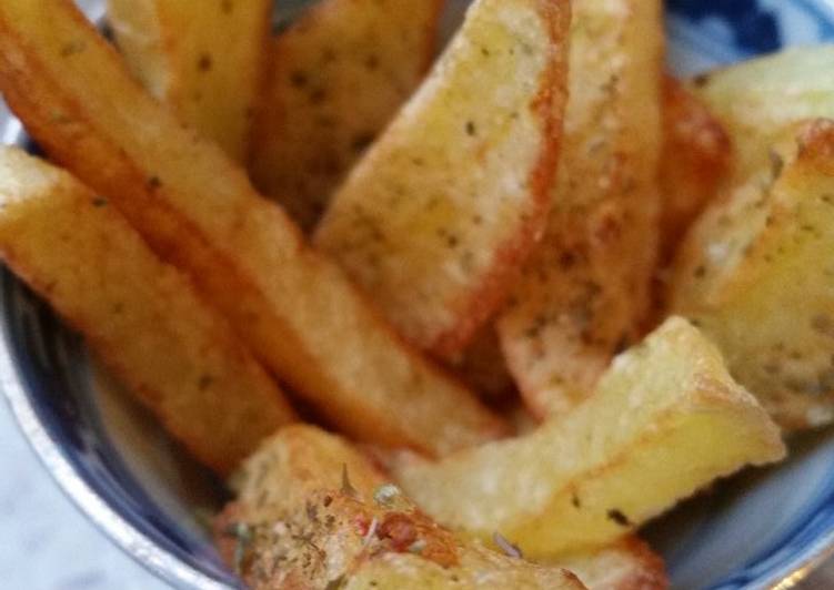 Knusprige handgemachte Pommes mit Oregano