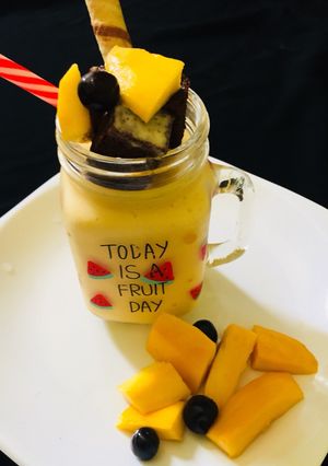 A picture of Mango Shake.