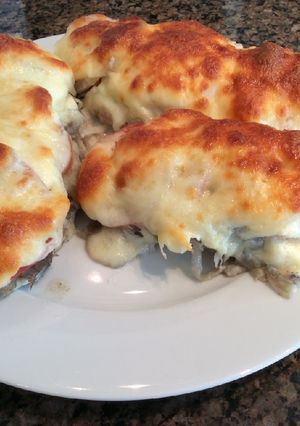 Tejfölös - sajtos csirkemell recept fotója