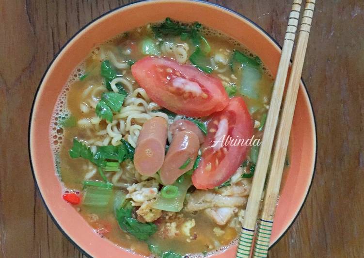 Resep Mie Tek Tek (Kreasi Indomie / Mie Instan) yang Enak