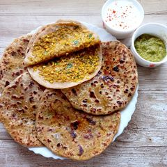 A picture of Dal stuffed paratha.