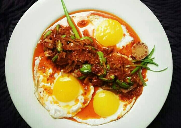 Telur Ceplok Sambel Pete Kecombrang