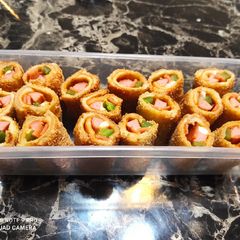 A picture of Pizza bread roll.