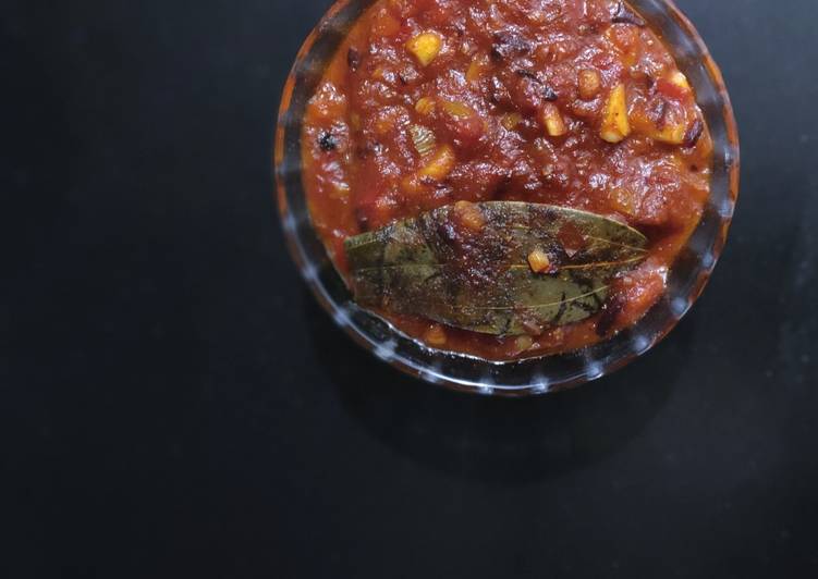 Steps to Prepare Quick Crunchy Spiced Dryfruit Tomato Chutney