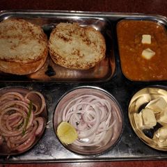 A picture of Pav bhaji.