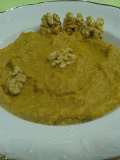 Una foto de Crema de calabaza al curry y canela