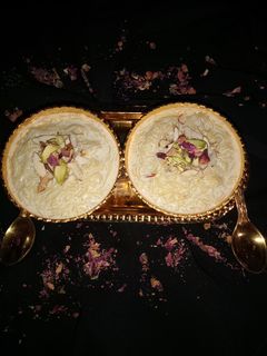 सेवियां खीर (seviyan Kheer recipe in Hindi) रेसिपी मुख्य फोटो