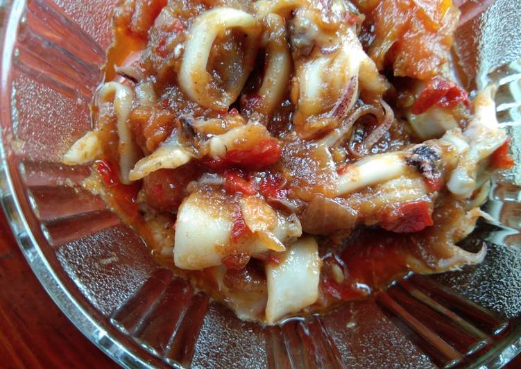 Bahan memasak Sambal cumi seleraku (tidak pedas dan simpel), Anti Gagal