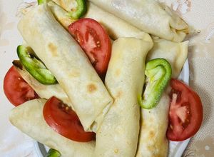 صورة لوصفة لفائف الكريب المالح بحشوة الفاهيتا