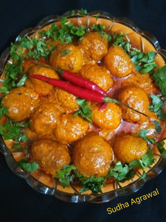 कश्मीरी दम आलू रेसिपी मुख्य फोटो