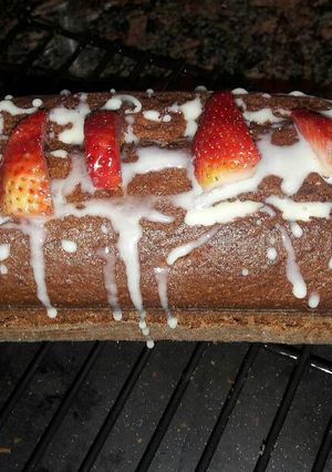 Una foto de Budín de banana, coco y fresa