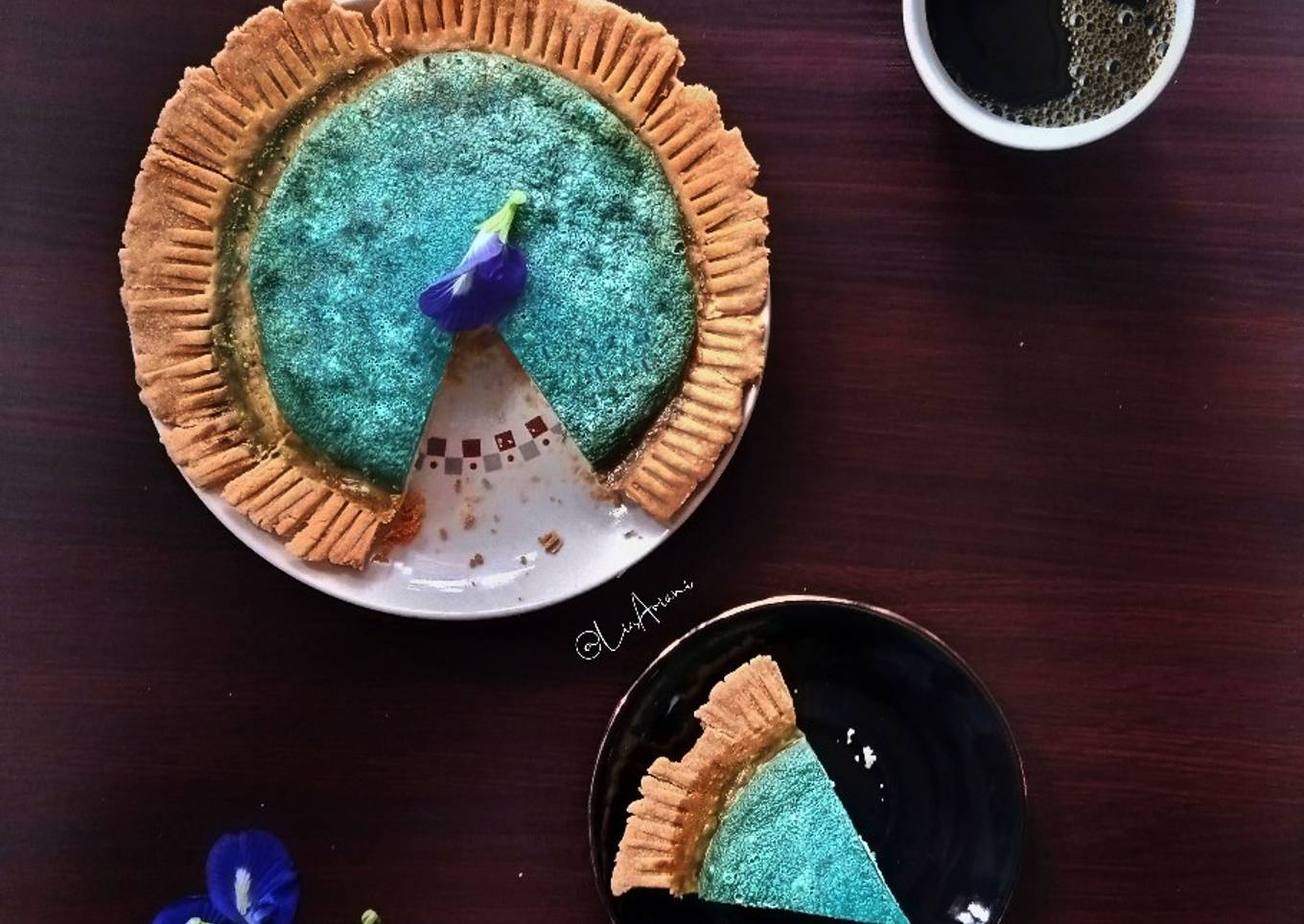 Kue Lontar Bunga Telang