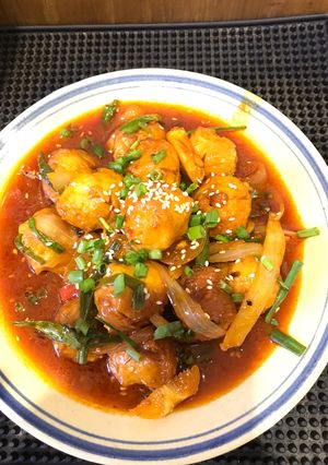 Hình của món Heo viên xốt gochujang.