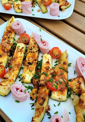 Une photo de ※ Bâtonnets de courgettes au parmesan ※