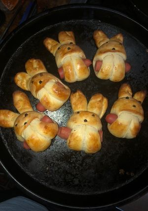 Una foto de Conejitos de pan con salchichas!!