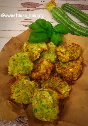 A picture of Zucchini Fritters.