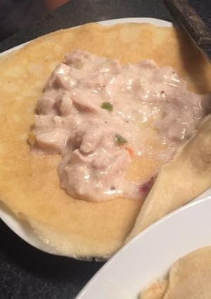 Una foto de Panqueques con relleno de pollo