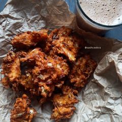 A picture of Cabbage pakoda.
