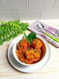 Ayam bumbu RW (rintek wu'uk) khas Manado