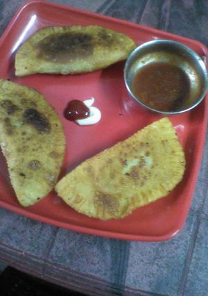 A picture of Paneer veg kachori.