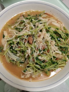 肉醬豆苗炒金針菇 的食譜成品照片
