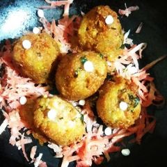 A picture of Aloo Sabudana Patties.