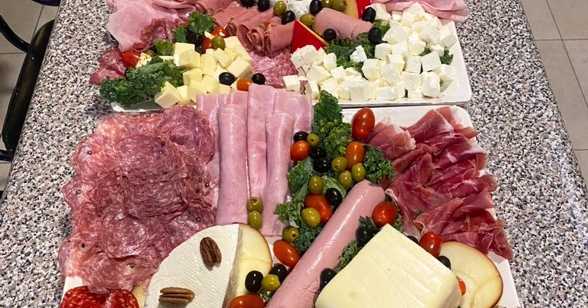 Charola de quesos y carnes frías Receta de Bery Bermúdez- Cookpad