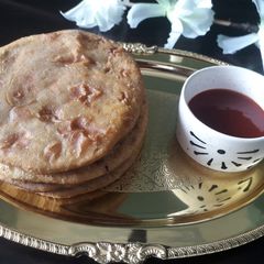 A picture of Sattu ki puri.