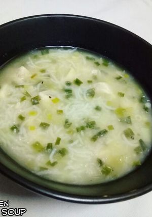 A picture of Chicken Rice Soup.