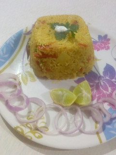 વેજ બિરયાની(Veg Biryani recipe in Gujarati) રેસીપી મુખ્ય ફોટો