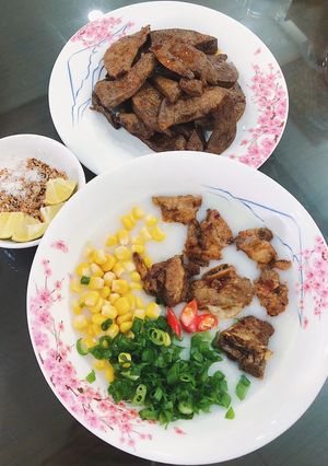 Hình của món Cháo sườn ngô.