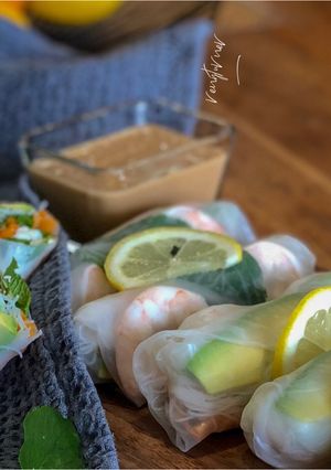 A picture of Vietnamese Spring rolls.