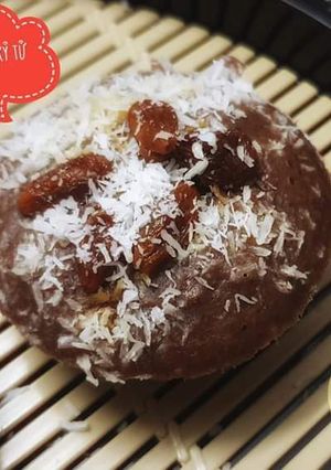 Hình của món Muffin cacao mix kỷ tử rắc vụn dừa - Bữa phụ cho bé.