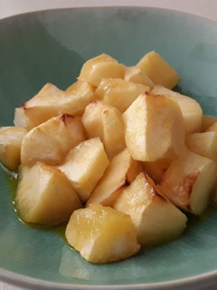 Una foto de Manzanas saladas para guarnición