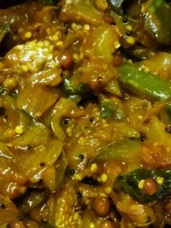 கத்திரிக்காய் பொரியல்(brinjal poriyal recipe in tamil) செய்முறை முக்கிய புகைப்படம்