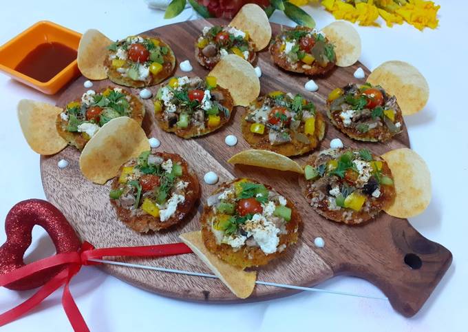 Palak and beet idli pizza