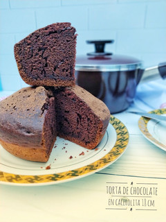 Una foto de Torta de chocolate en cacerolita 18 cm de Essen