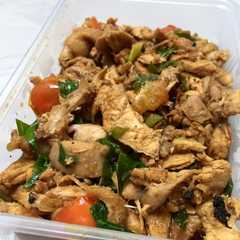 รูปของ Ayam suwir kemangi