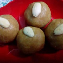 A picture of Biscuitdryfruitladoo.