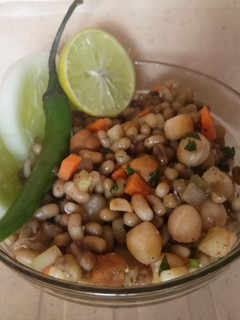 A picture of Sprout salad.