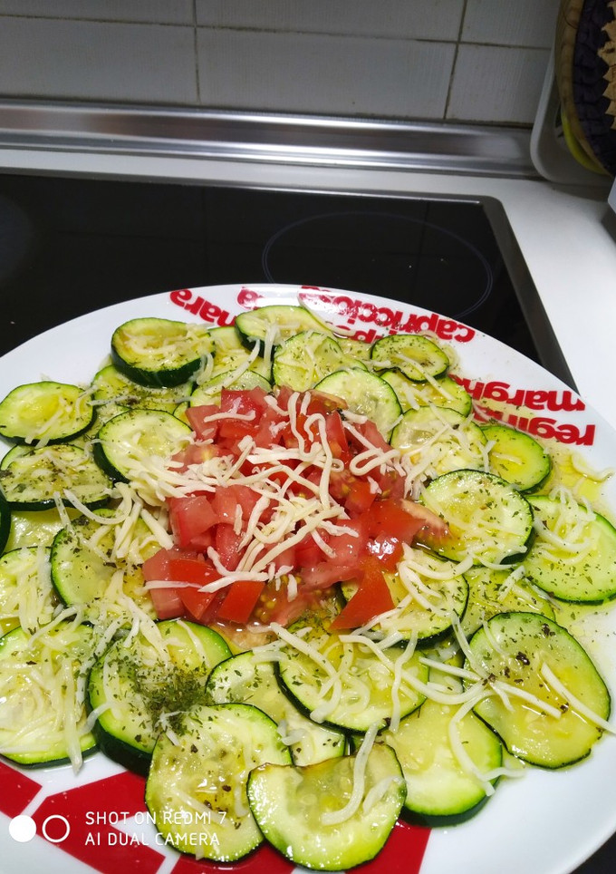 Una foto de Carpaccio de calabacín a la veneciana 😋