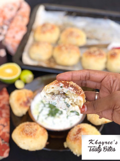 A picture of Burger stuffed potatoes bread.