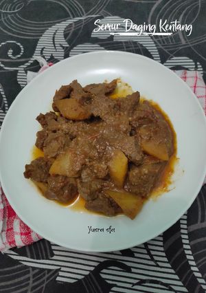 Foto resep Semur Daging + Kentang