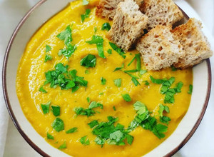 Foto di Zuppa libanese di lenticchie rosse