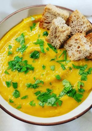 Foto di Zuppa libanese di lenticchie rosse