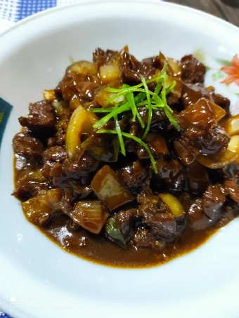 Langkah Gampang Menyiapkan Resep Sapi lada hitam Anti Ribet, Lezat