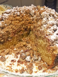 A picture of Jam Crumb Cake.