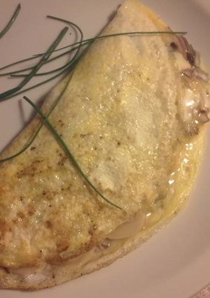 Una foto de Omelette diet de champiñon, cebolla y queso